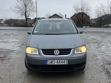 Авто Volkswagen Touran 2004 № 8486113