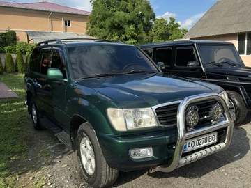 Авто Toyota Land Cruiser 100 1998 № 8486234