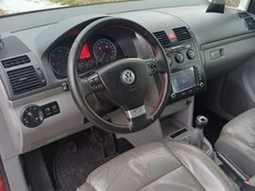 Авто Volkswagen Touran 2007 № 8486335