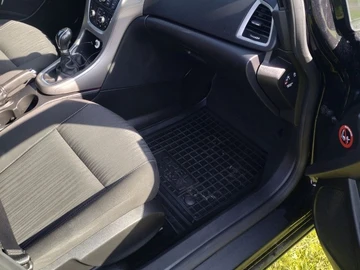 Авто Opel Astra 2011 № 8486352