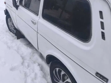 Авто ВАЗ 2121 1982 № 8486495
