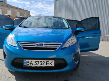 Авто Ford Fiesta 2013 № 8486508