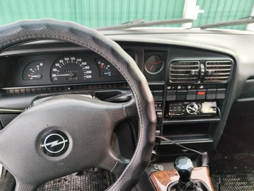 Авто Opel Omega 1991 № 8486529