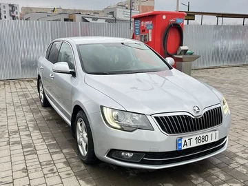Авто Skoda Superb 2013 № 8486602