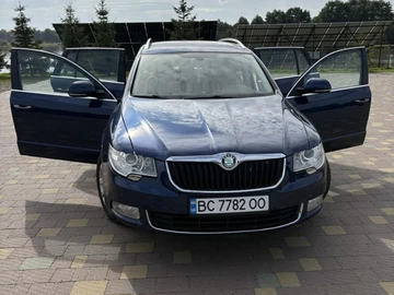 Авто Skoda Superb 2010 № 8486664