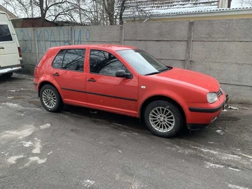 Авто Volkswagen Golf 1998 № 8486785