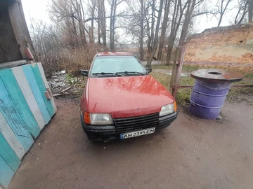 Авто Opel Kadett 1988 № 8486826