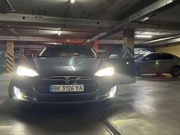 Авто Tesla Model S 2014 № 8486933