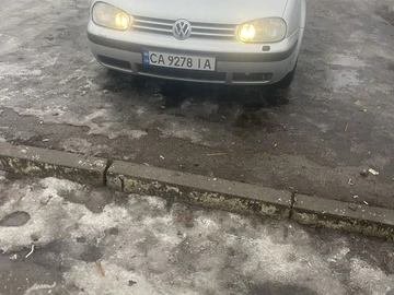 Авто Volkswagen Golf 2001 № 8487015