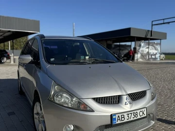 Авто Mitsubishi Grandis 2007 № 8487141