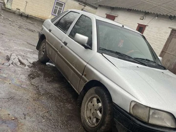 Авто Ford Escort 1990 № 8487443