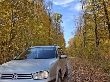 Авто Volkswagen Golf 2000 № 8487465