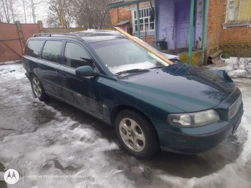 Авто Volvo V70 2002 № 8487604