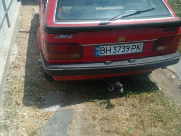 Авто Mazda 323 1988 № 8487703