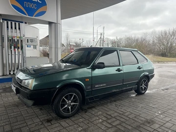 Авто ВАЗ 2109 2000 № 8487736