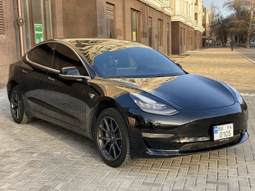 Авто Tesla Model 3 2019 № 8487821