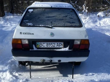 Авто Skoda Forman 1992 № 8487860