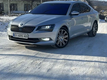 Авто Skoda Superb 2016 № 8487944