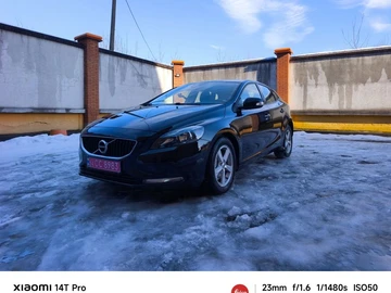 Авто Volvo V40 Kombi 2017 № 8488086