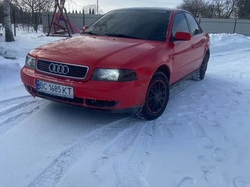 Авто Audi A4 1995 № 8488130