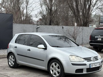 Авто Volkswagen Golf 2004 № 8488237