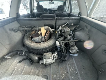 Авто Opel Vectra 1996 № 8488399