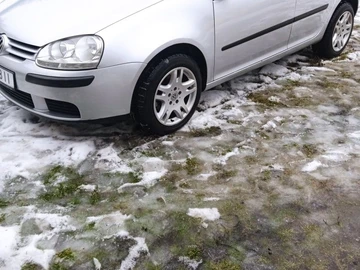 Авто Volkswagen Golf 2005 № 8488463