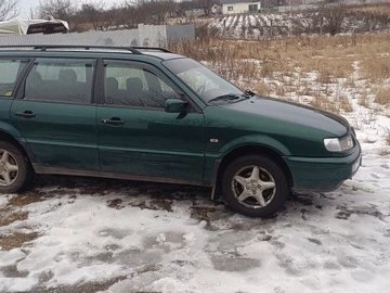Авто Volkswagen Passat Variant 1998 № 8488722