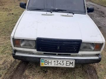 Авто ВАЗ 2107 1985 № 8488947