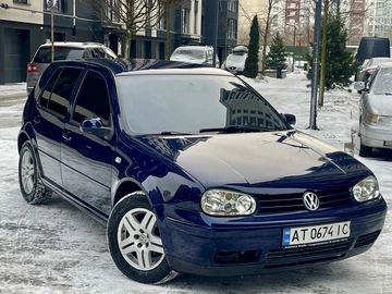 Авто Volkswagen Golf 2000 № 8489043