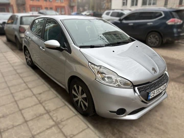 Авто Peugeot 208 2013 № 8489105