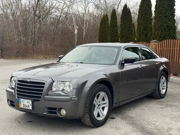 Авто Chrysler 300C 2006 № 8489339