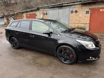 Авто Toyota Avensis 2010 № 8489349