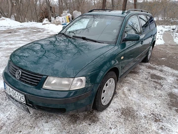 Авто Volkswagen Passat Variant 2001 № 8489427