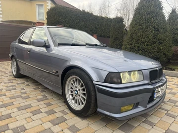 Авто BMW 3 Серия 1995 № 8489521