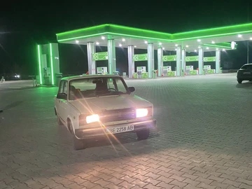 Авто ВАЗ 2107 1994 № 8489572