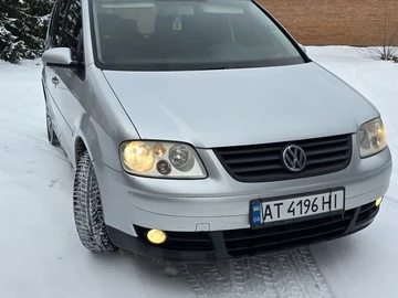Авто Volkswagen Touran 2004 № 8489843