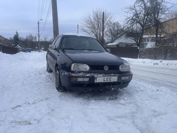Авто Volkswagen Golf 1997 № 8489936