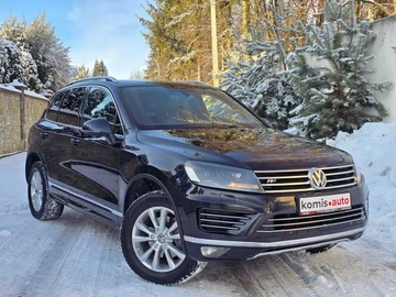 Авто Volkswagen Touareg 2017 № 8489960