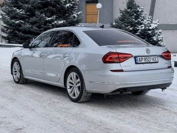 Авто Volkswagen Passat Sedan 2017 № 8490012