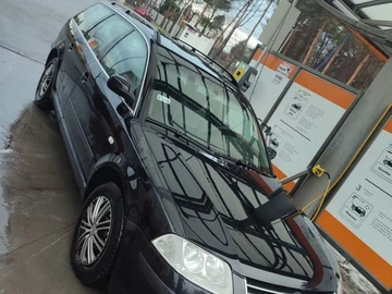 Авто Volkswagen Passat Variant 2003 № 8490015