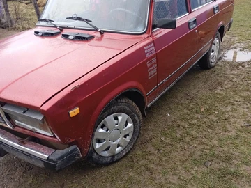 Авто ВАЗ 2107 1996 № 8490139
