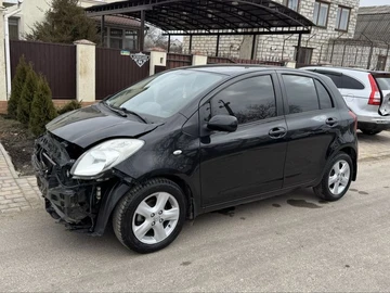 Авто Toyota Yaris 2008 № 8490145