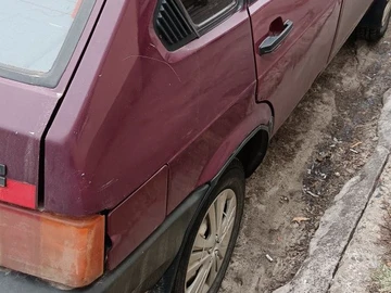 Авто ВАЗ 2109 1989 № 8490238