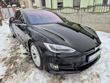 Авто Tesla Model S 2017 № 8490256
