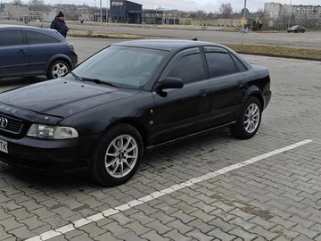 Авто Audi A4 1996 № 8490313