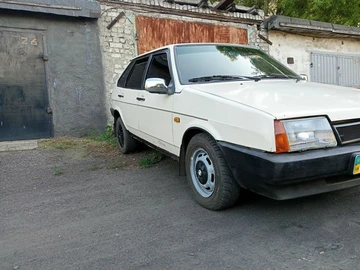 Авто ВАЗ 21093 1995 № 8490355