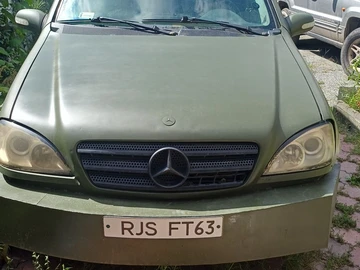 Авто Mercedes Ml Серия 2001 № 8490745