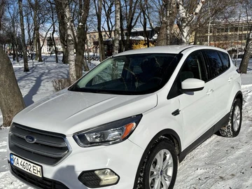 Авто Ford Escape 2019 № 8490879