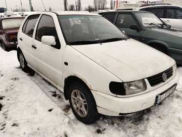 Авто Volkswagen Polo 1998 № 8490884